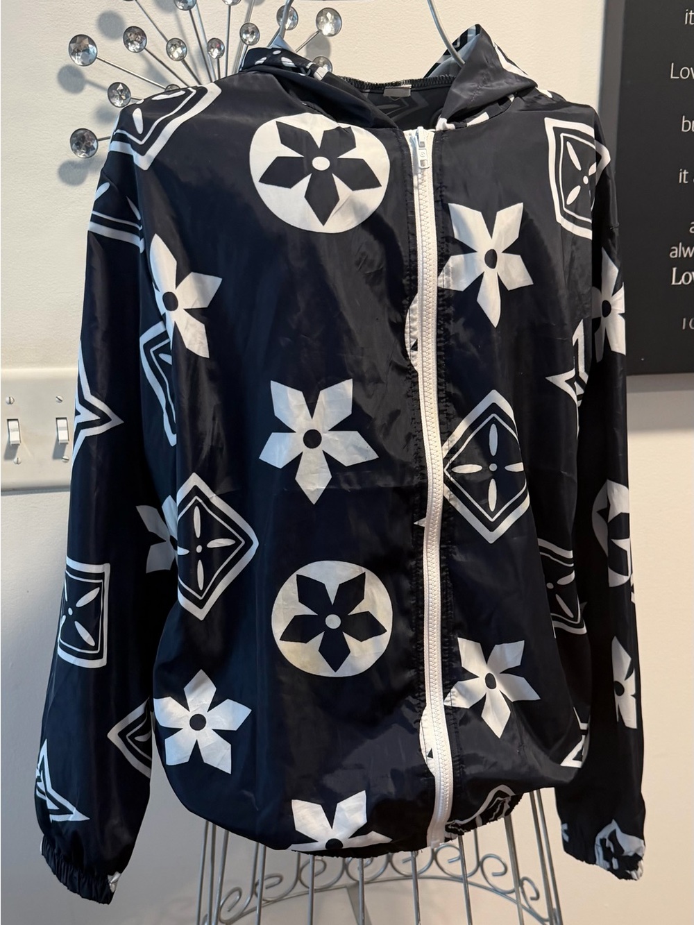 Black & White Floral Zip-Up Hooded Jacket